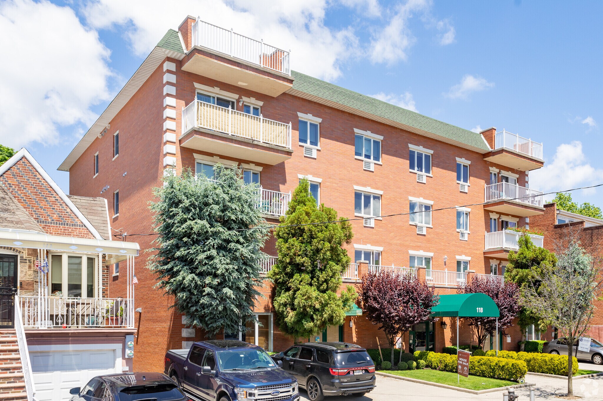 118 Battery Ave, Brooklyn, NY for Sale