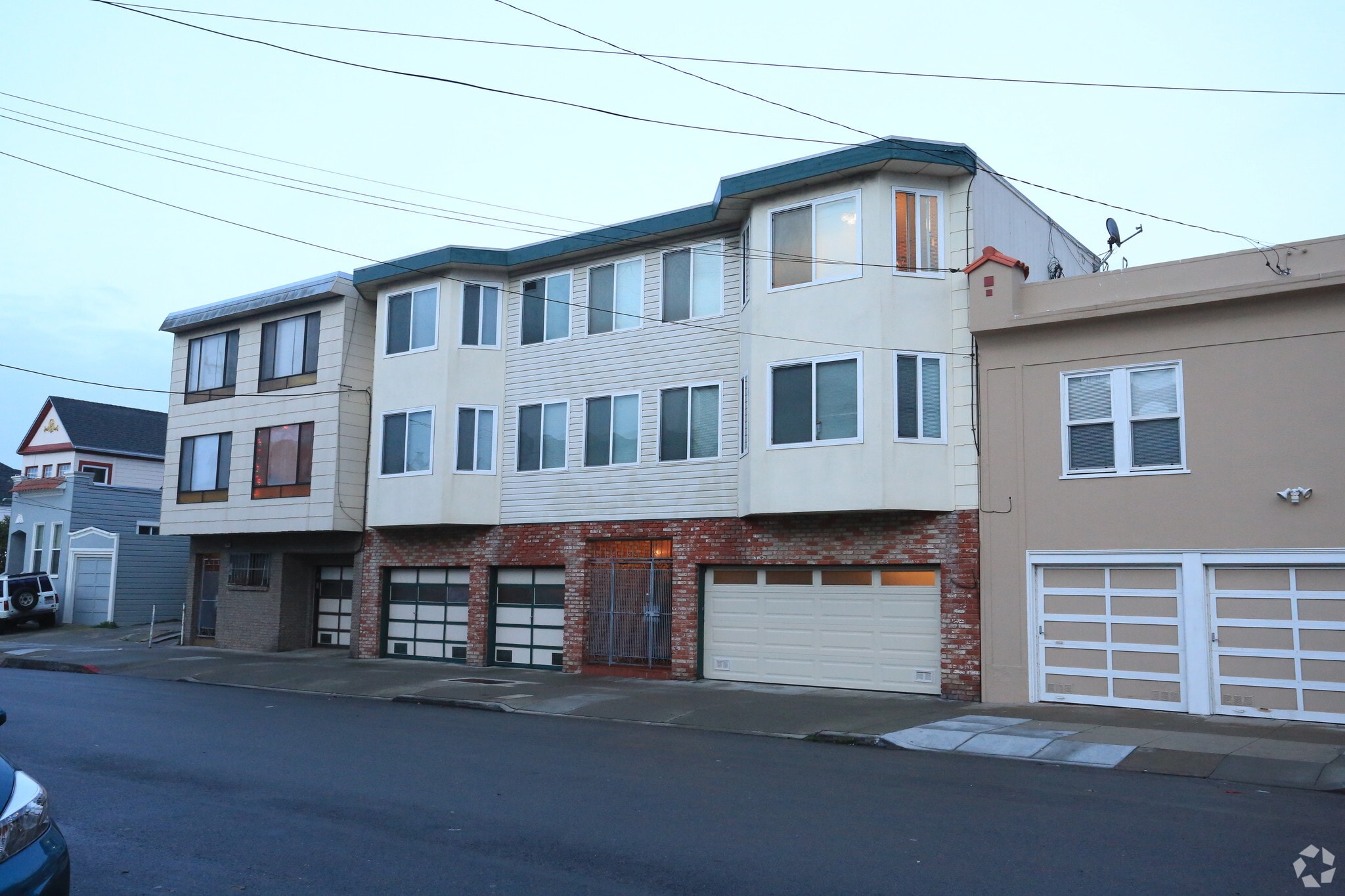 1380 48th Ave, San Francisco, CA for Sale
