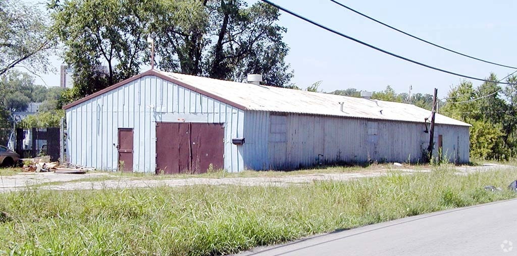 5601 E 31st St, Kansas City, MO for Sale