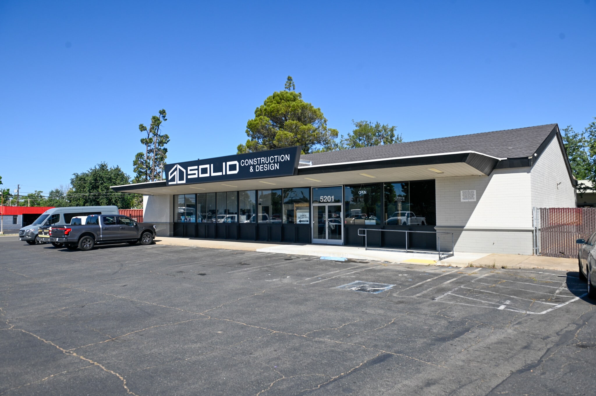 5201 Auburn Blvd, Sacramento, CA for Sale