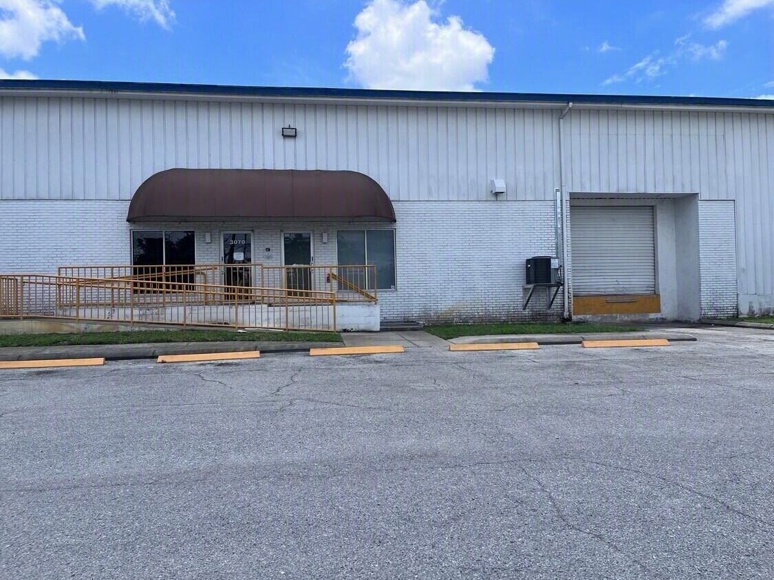3032-3090 44th Ave N, Saint Petersburg, FL for Rent