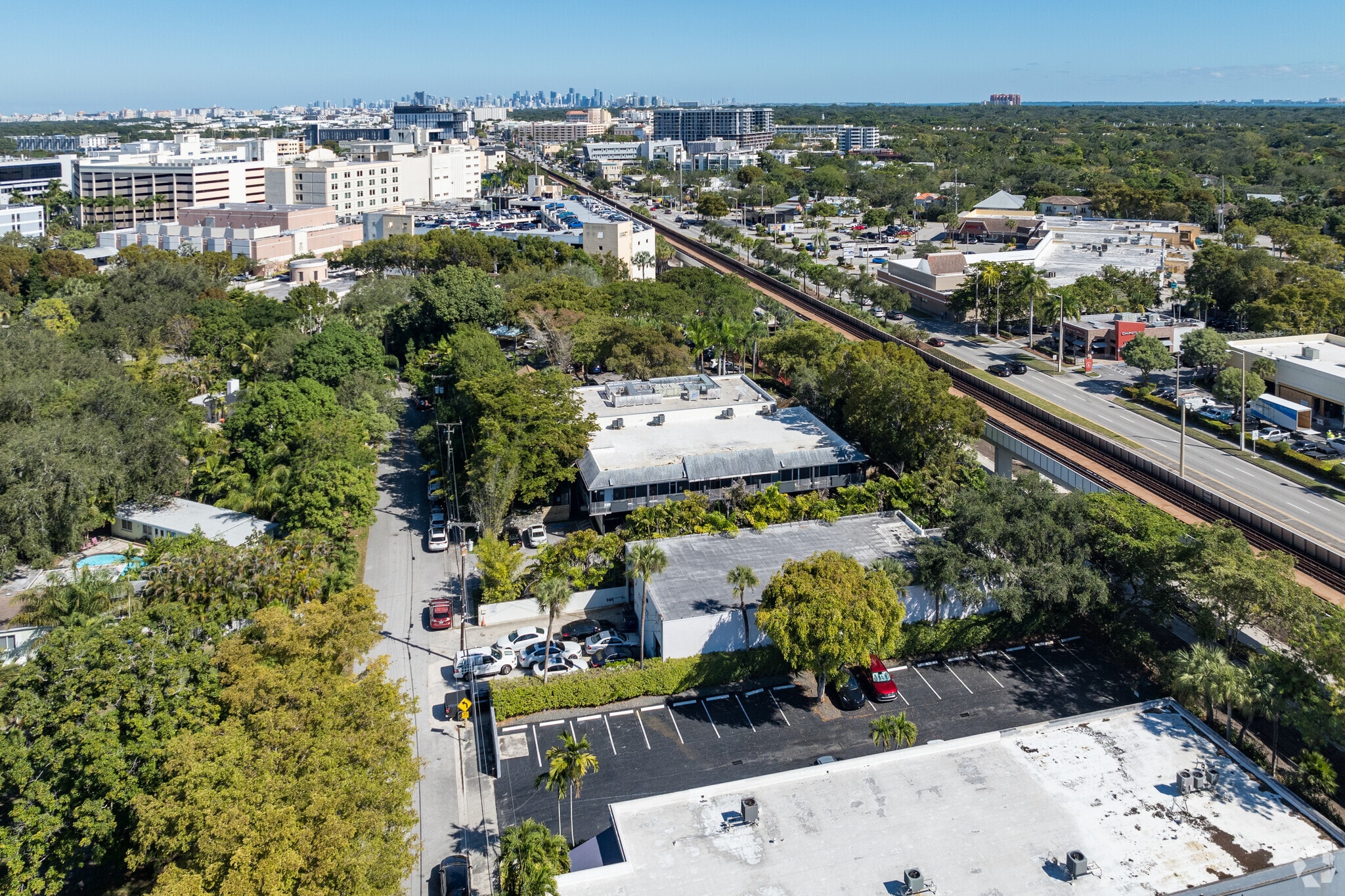 6330 Manor Ln, South Miami, FL for Rent