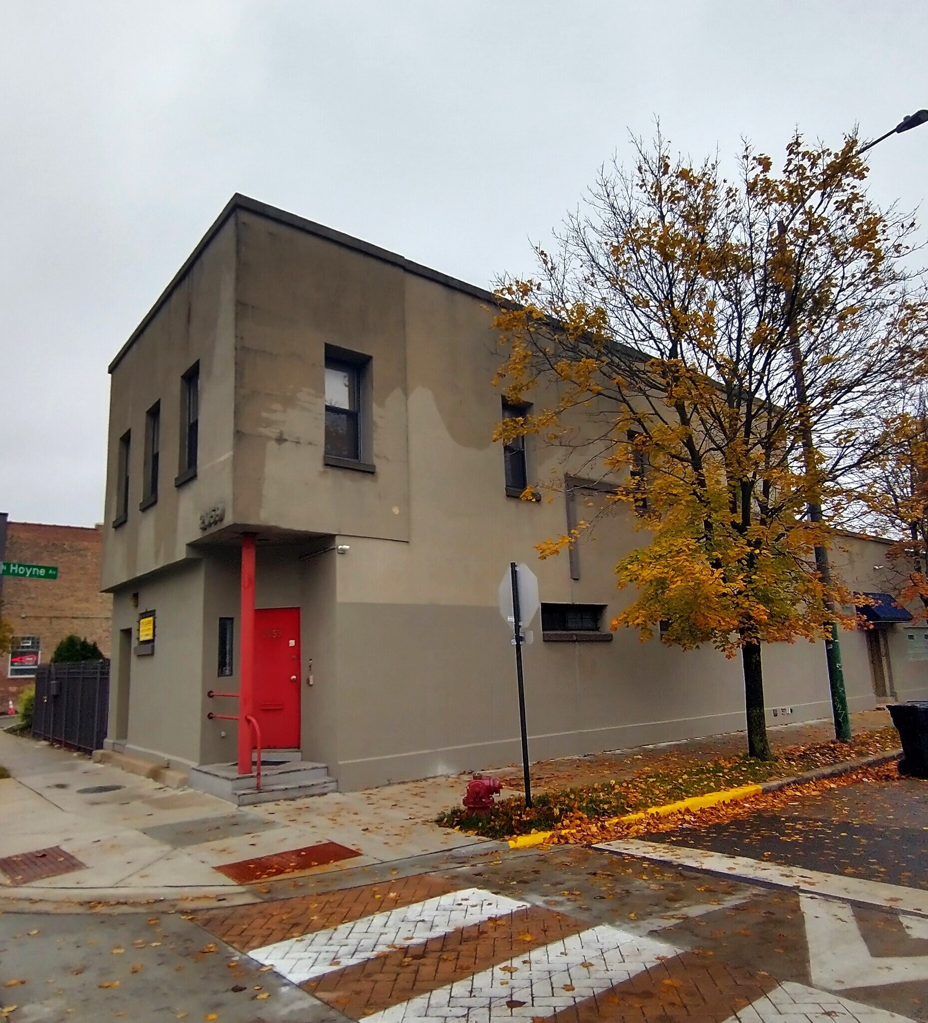 2059 W Grand Ave, Chicago, IL for Rent
