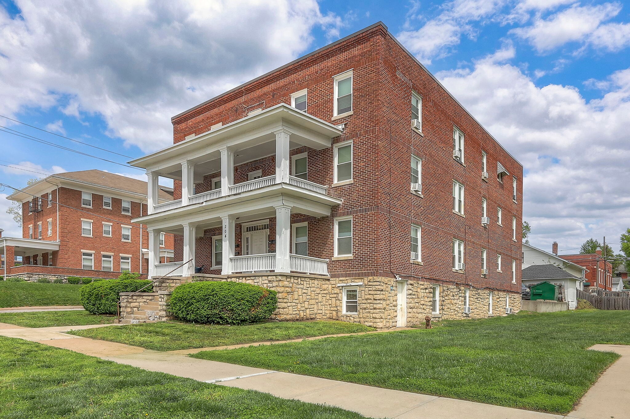 204 E Franklin St, Liberty, MO for Sale