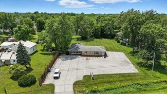 Whiteland, IN Veterinarian/Kennel - 6540 N Us-31