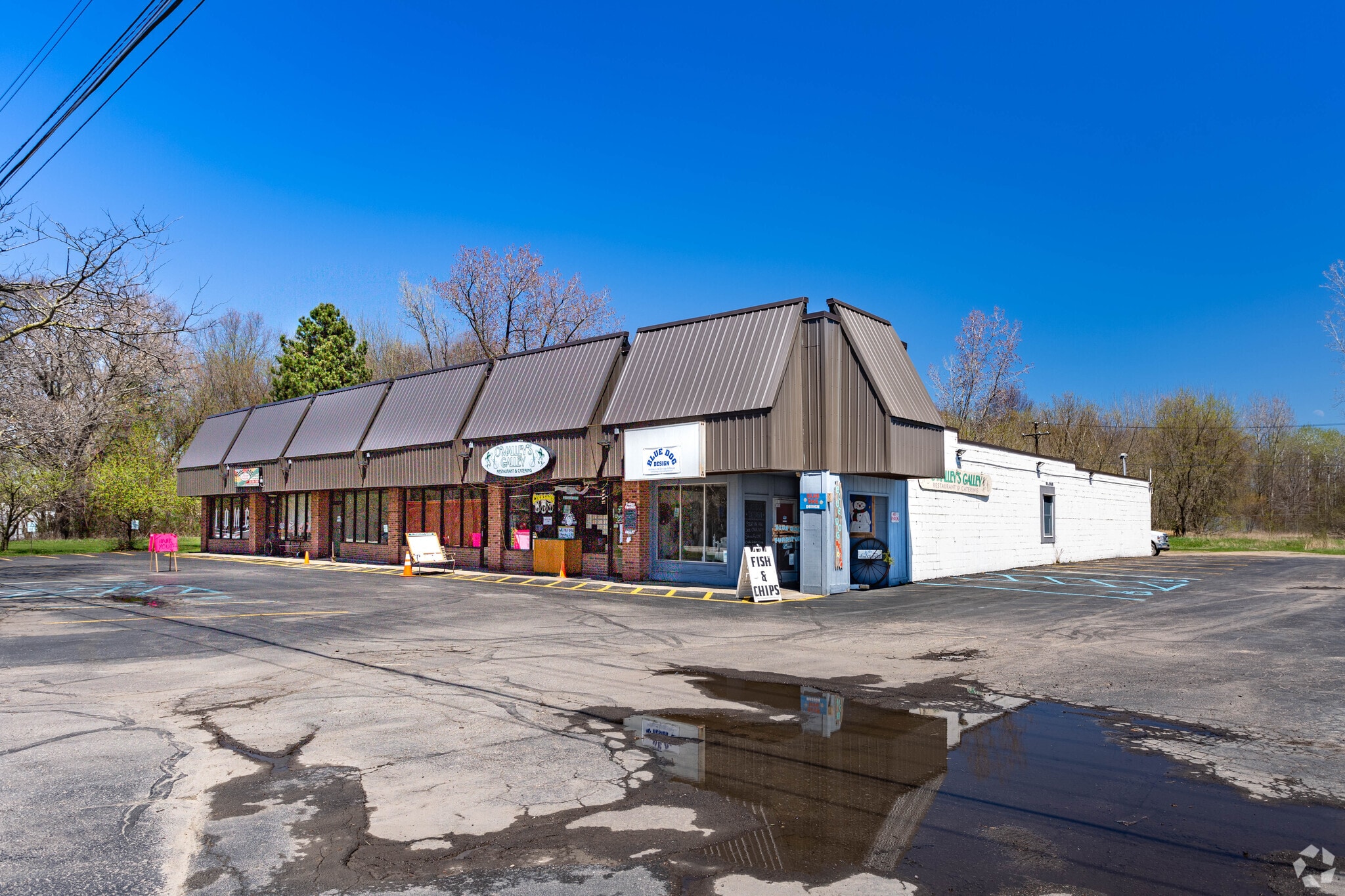 1575-1605 S Ortonville Rd, Ortonville, MI for Sale