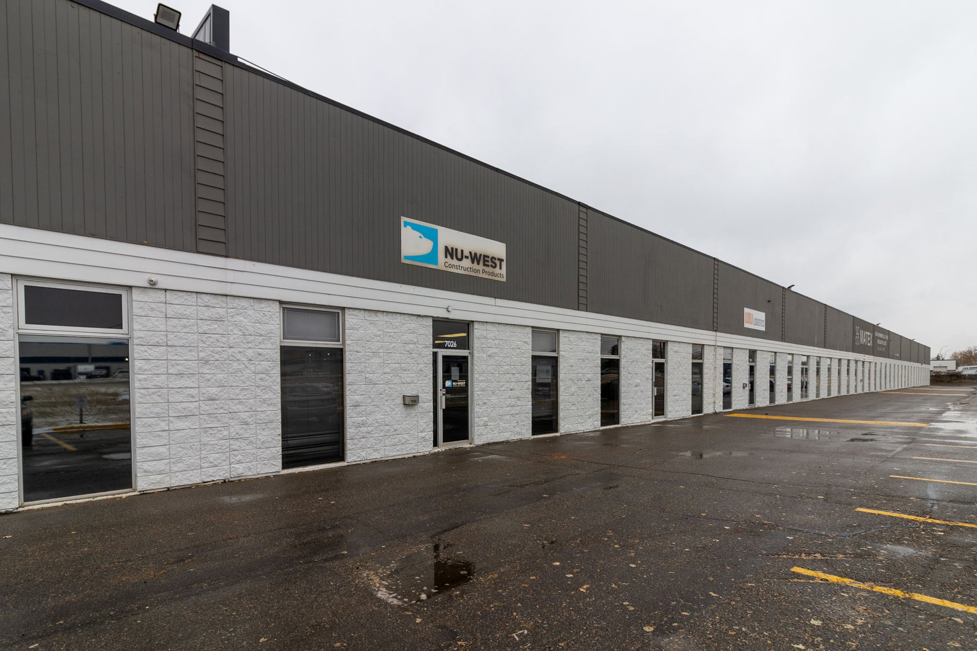 7004-7042 30th St SE, Calgary, AB for Rent