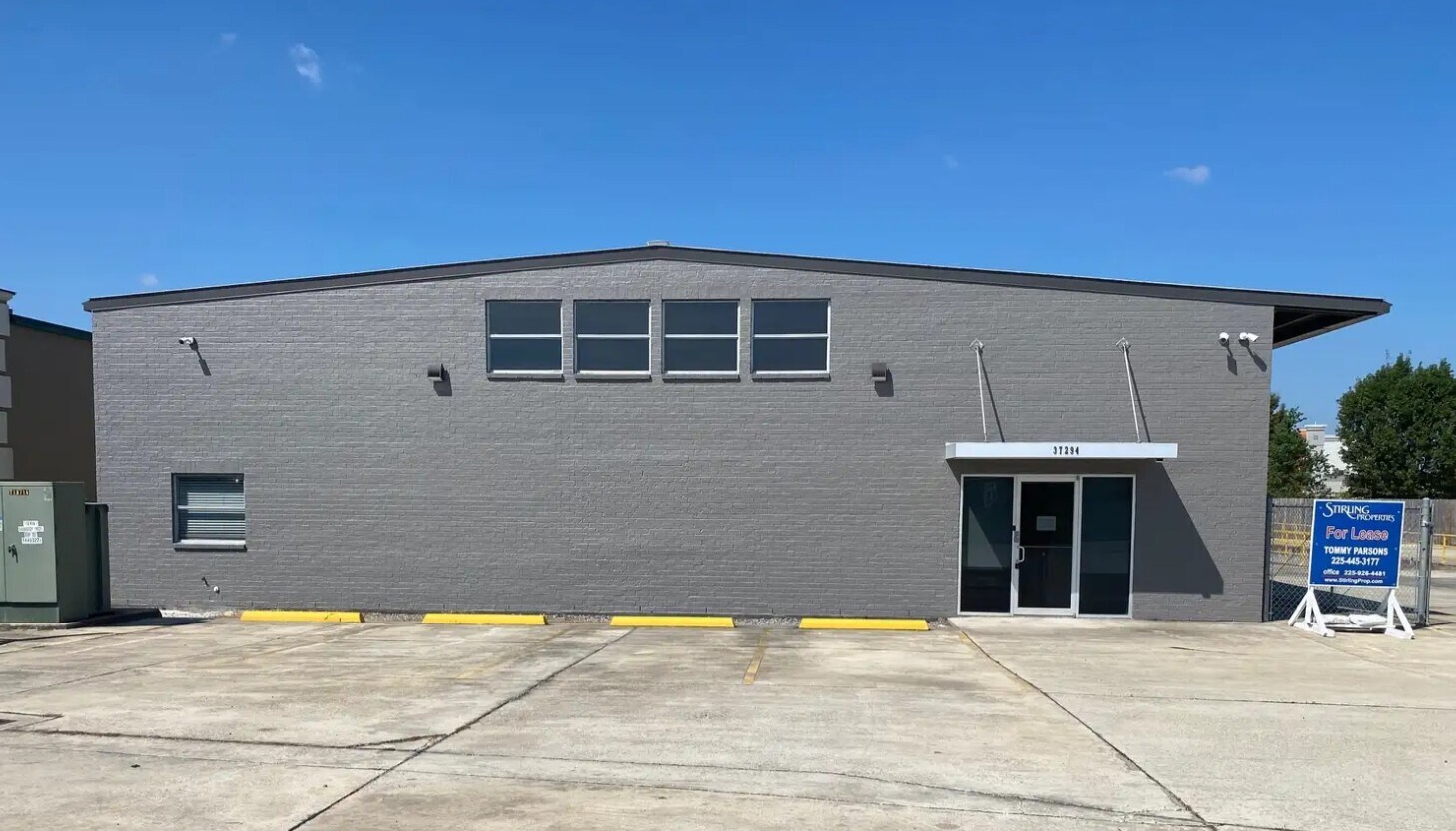 37294 Commerce Ln, Prairieville, LA for Rent