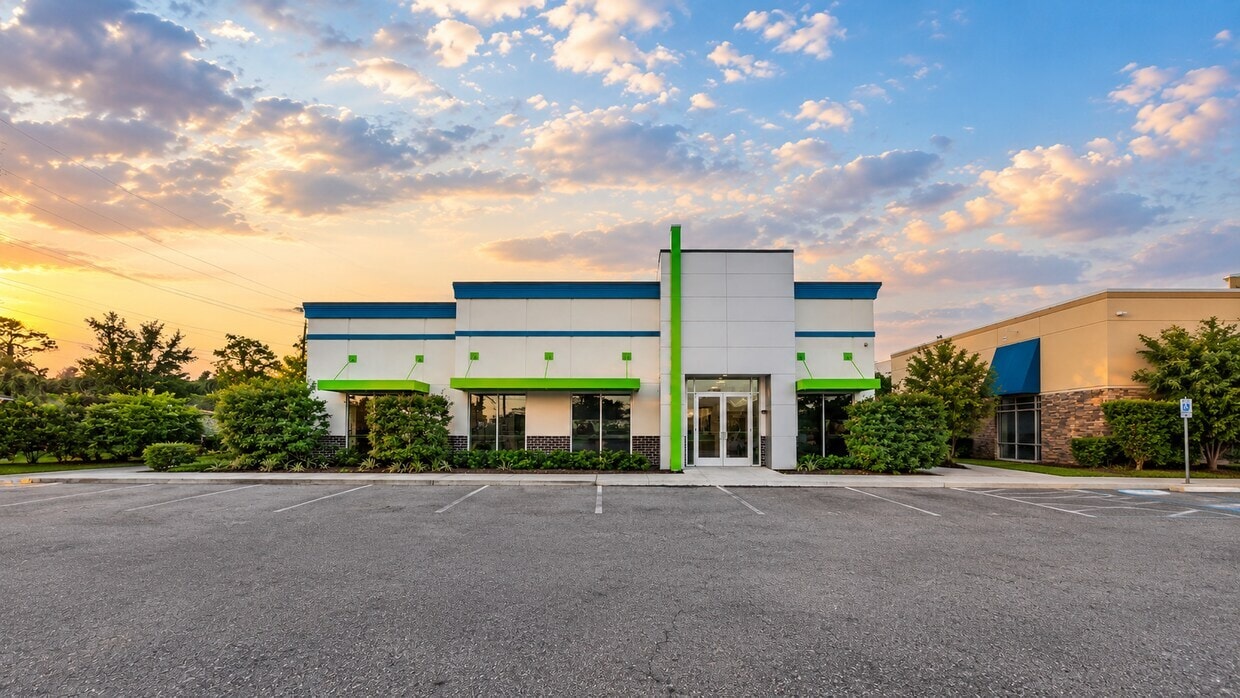 4425 W 1st St, Sanford, FL for Rent