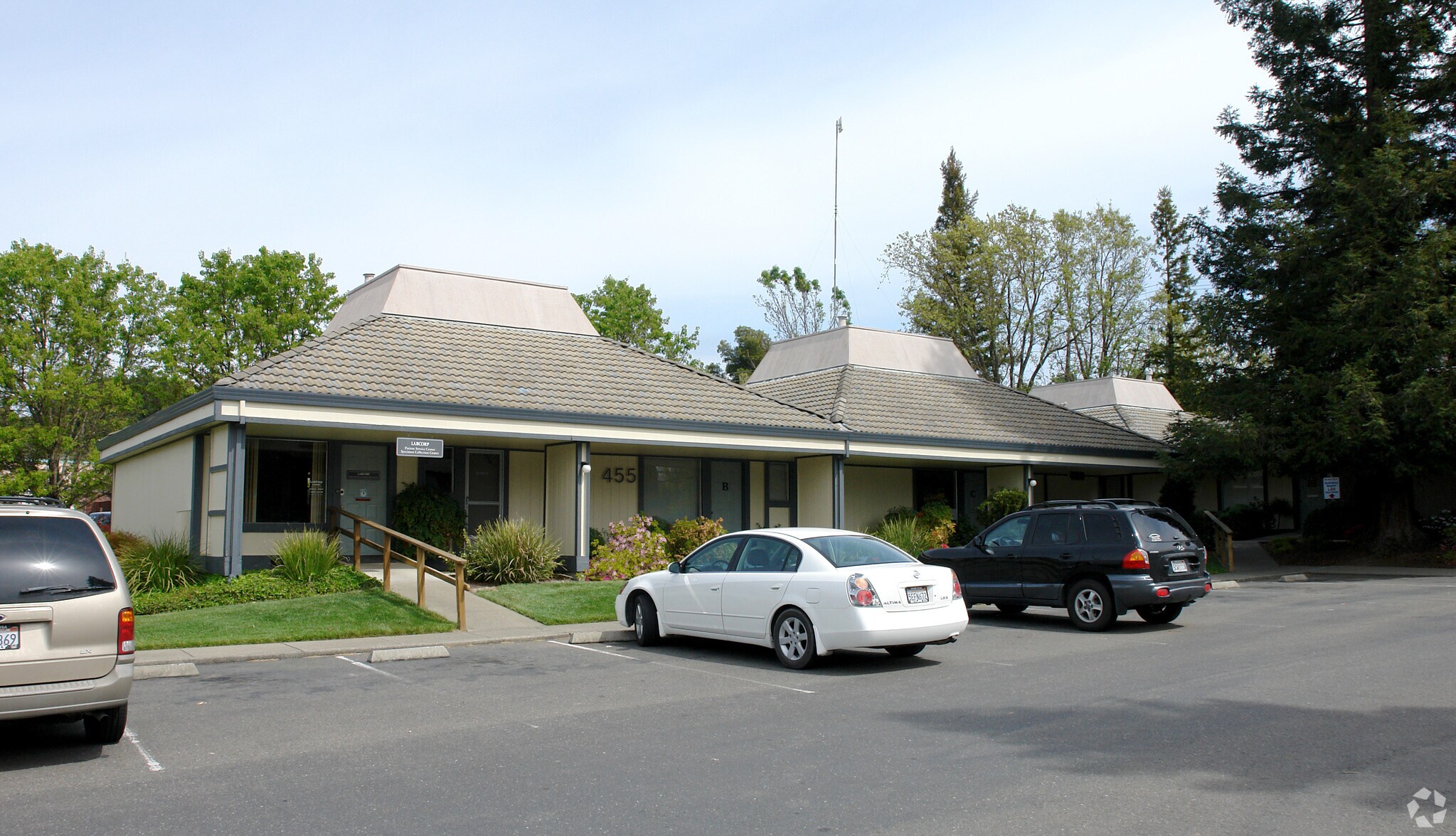 455 March Ave, Healdsburg, CA for Sale