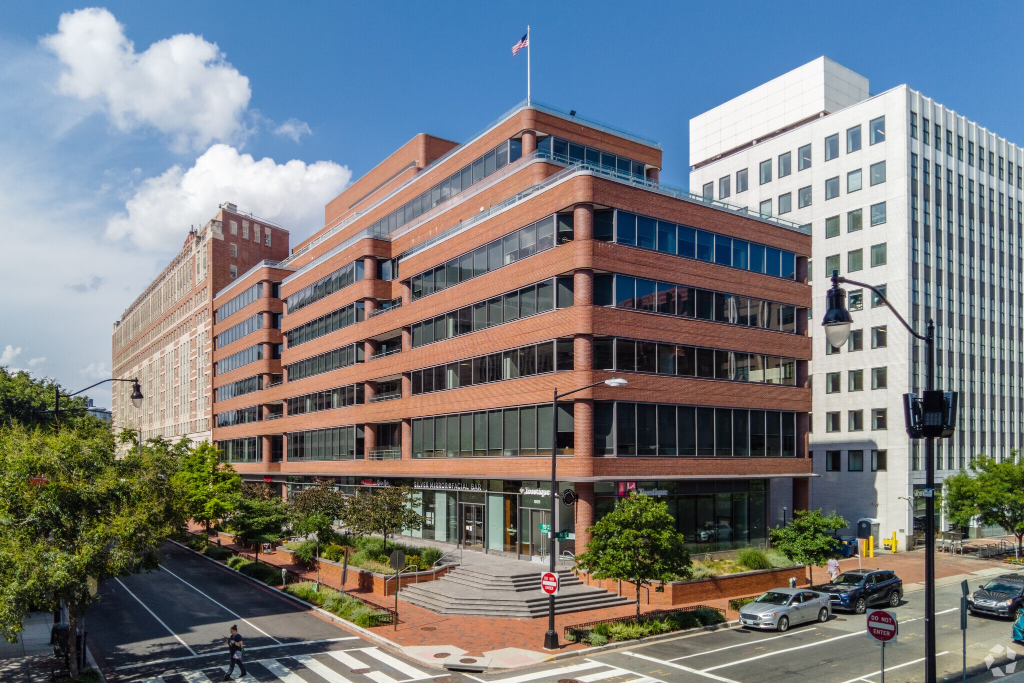 1330 Connecticut Ave NW, Washington, DC for Rent