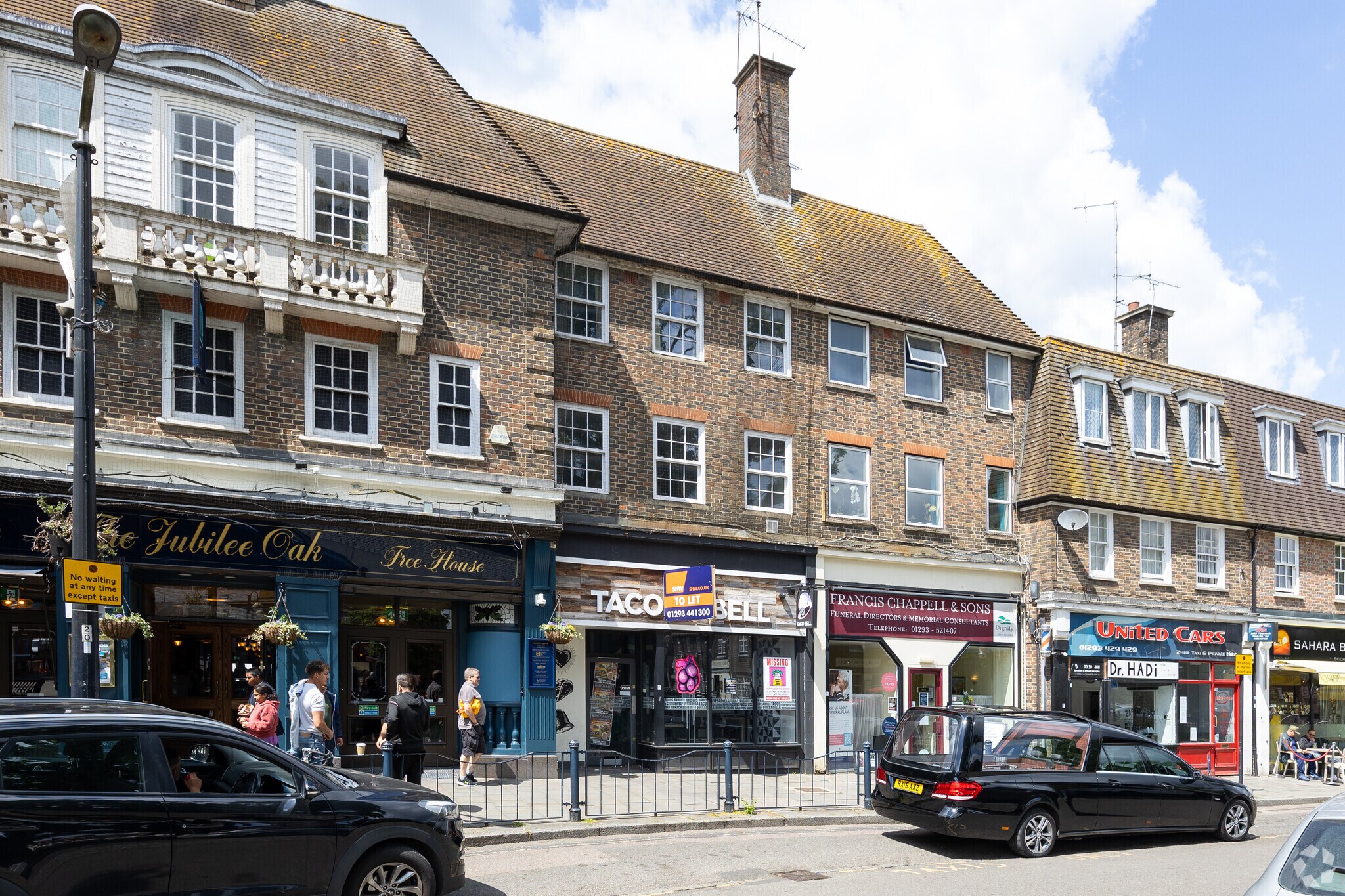 7 High St, Crawley, WSX for Rent
