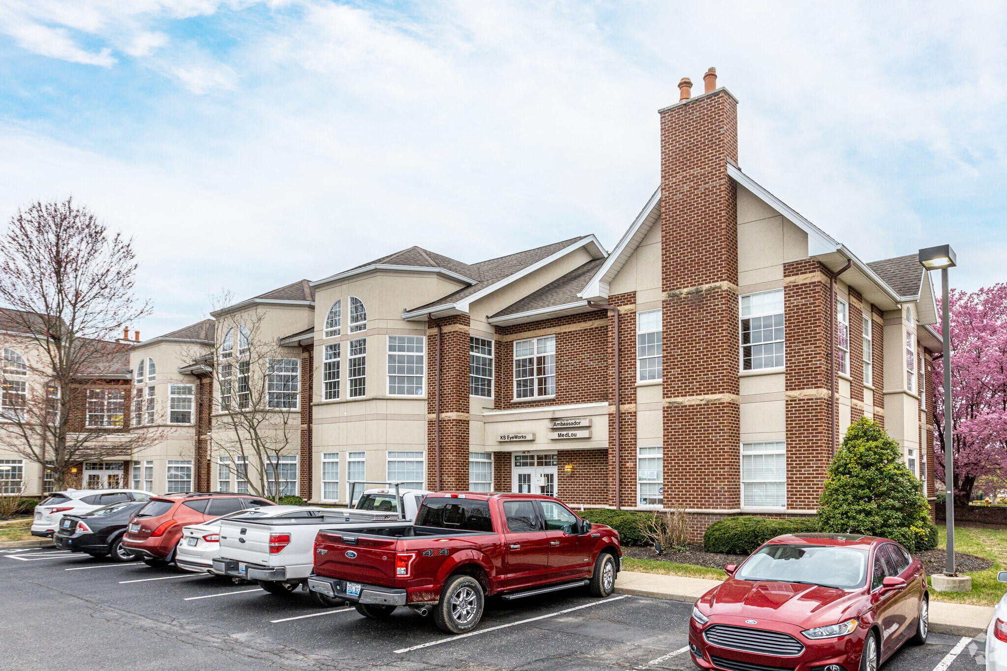 9700 Park Plaza Ave, Louisville, KY for Rent