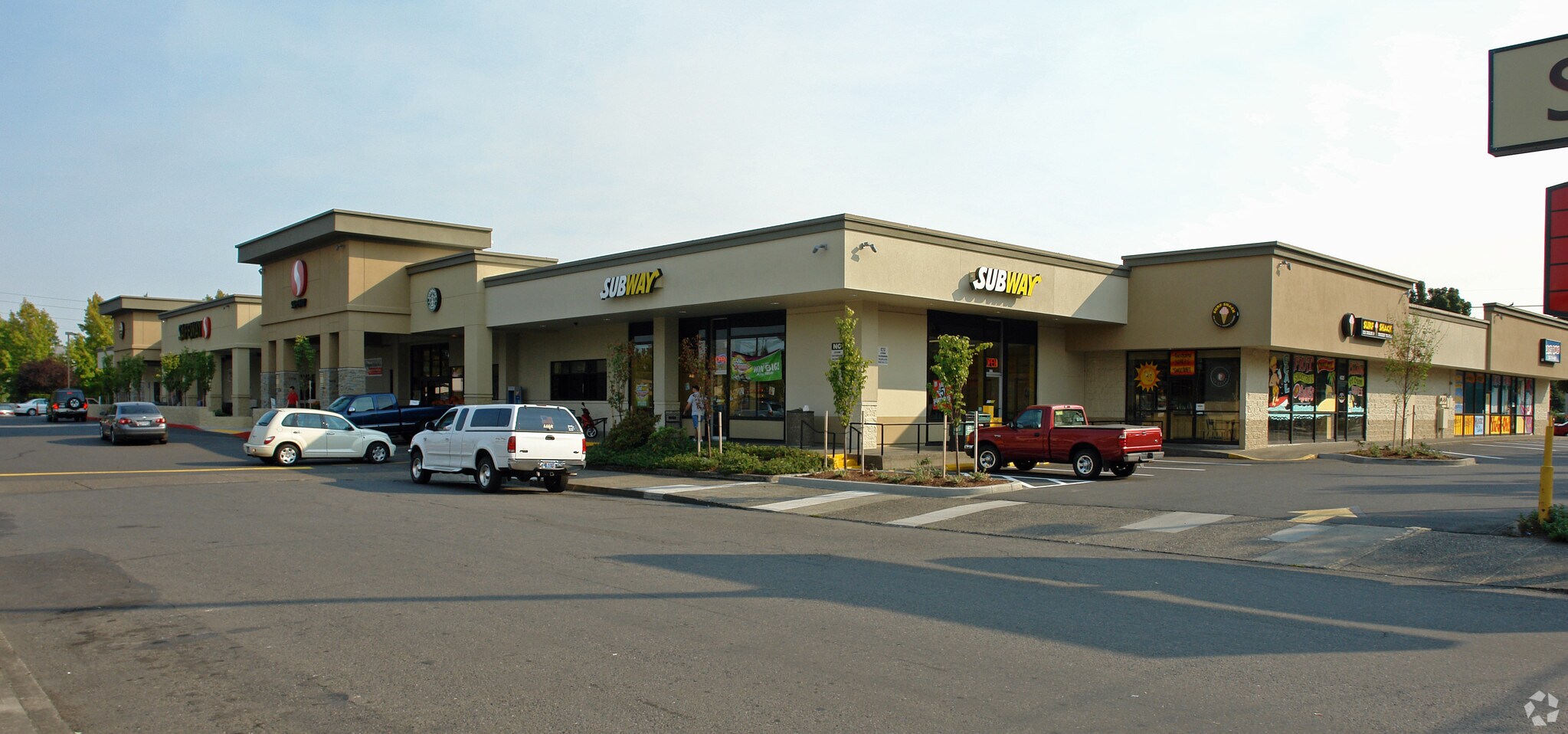 4411-4515 SE Woodstock Blvd, Portland, OR for Rent