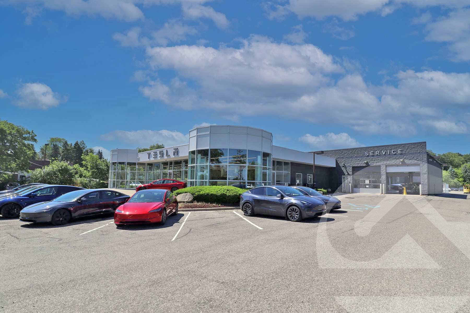 8105 Big Lake Rd, Clarkston, MI for Sale