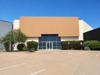 Farmers Branch, TX Retail - 13940-13960 N Stemmons Fwy