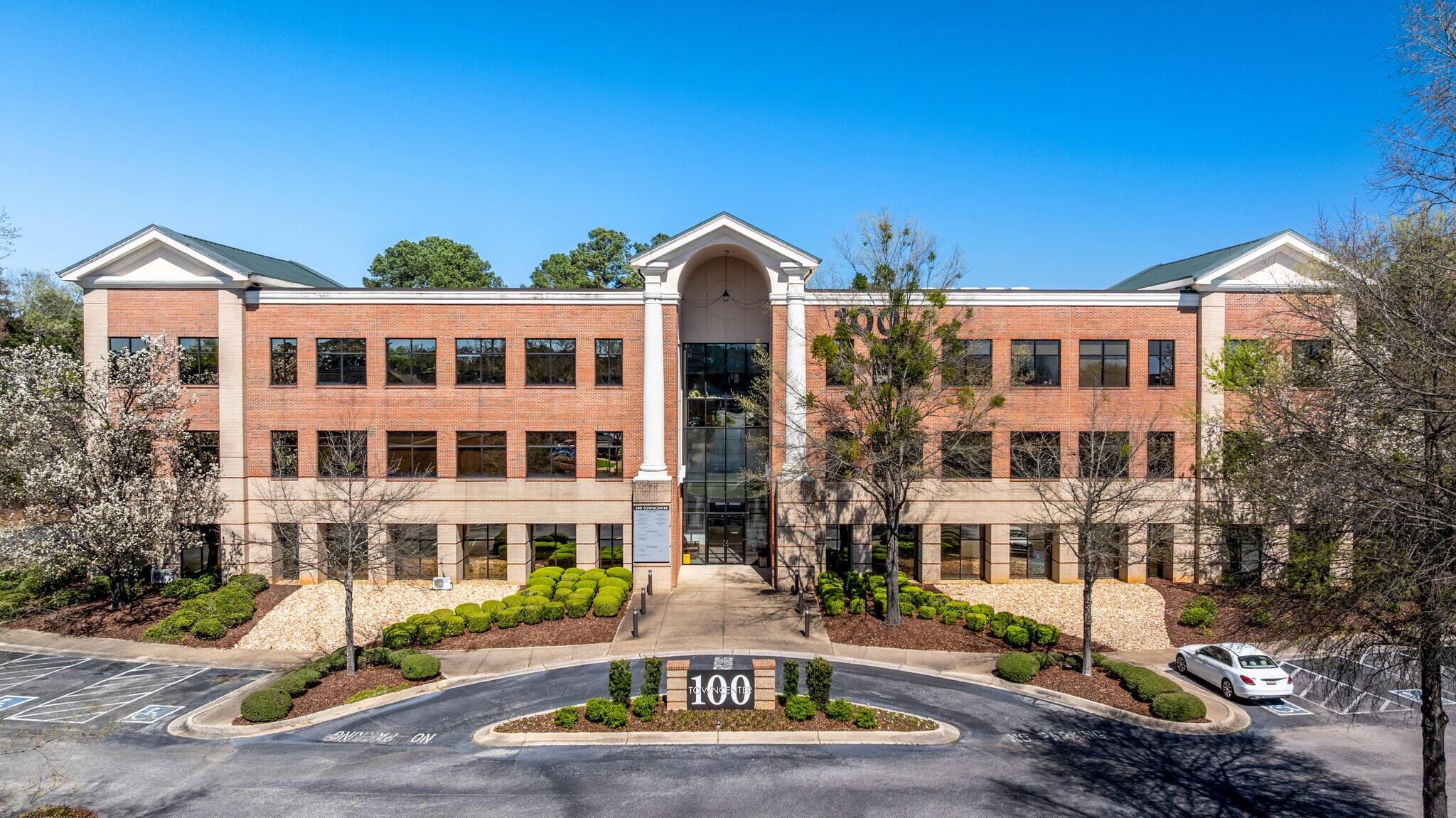 100 Towncenter Blvd, Tuscaloosa, AL for Rent