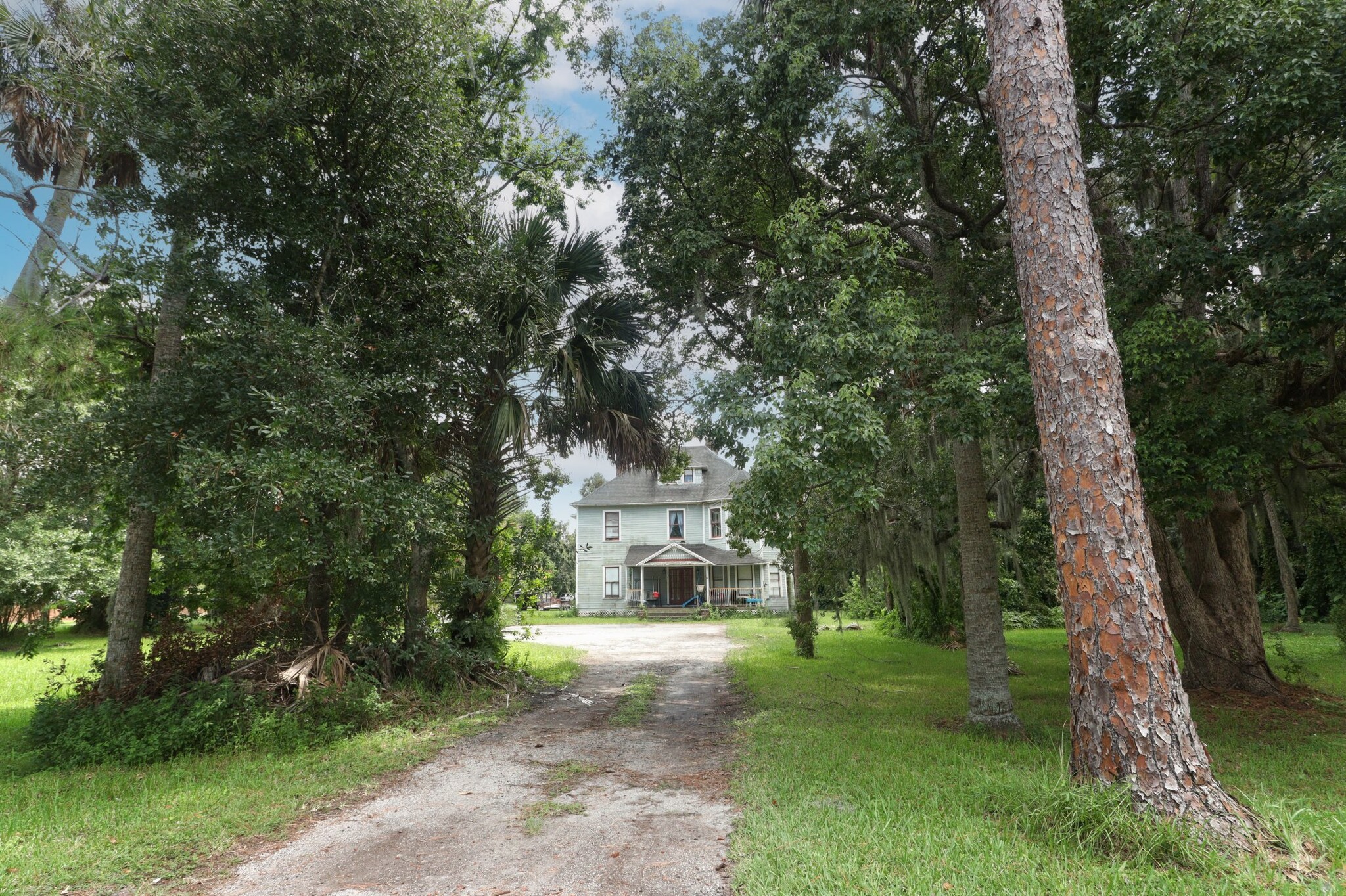 2341 Celery Ave, Sanford, FL for Sale