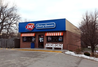 Windsor Heights, IA Freestanding - 6842 University Ave