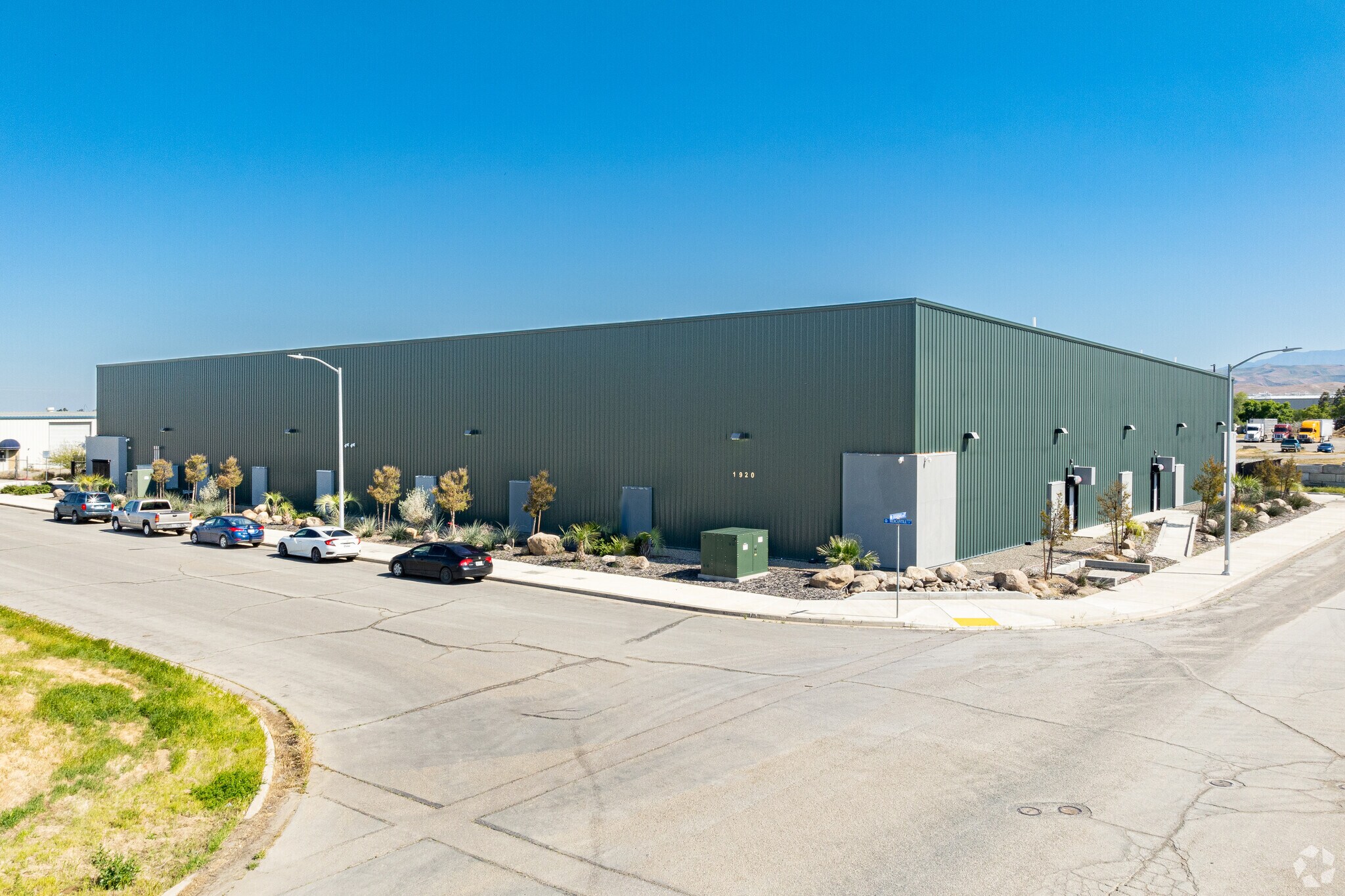 1920 Mercantile Ln, Coalinga, CA for Sale
