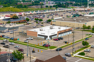 Lansing, MI Office/Retail, Retail - 310 N Clippert St