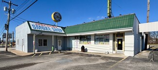 Mount Vernon, MO Storefront - 712 E Mount Vernon Blvd