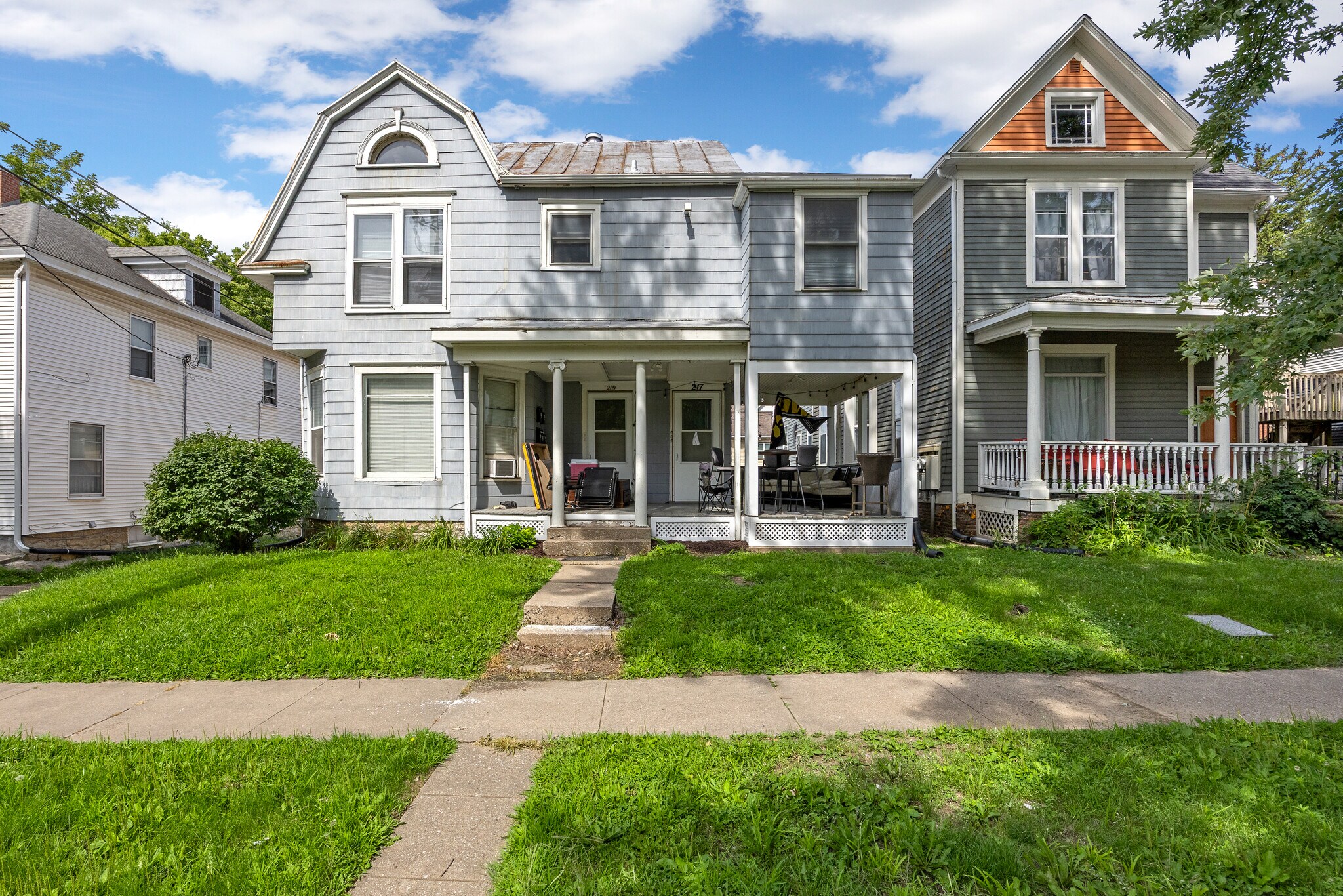 217 S Johnson St, Iowa City, IA for Sale
