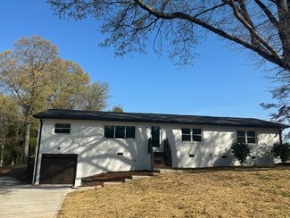 Mooresville, NC Office - 679 Oakridge Farm Hwy Mooresville, NC Office - 679 Oakridge Farm Hwy