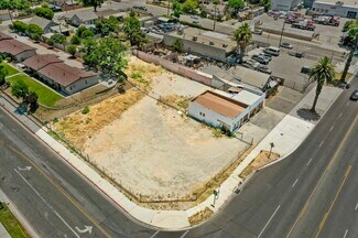 Riverside, CA undefined - 2350 N Main St