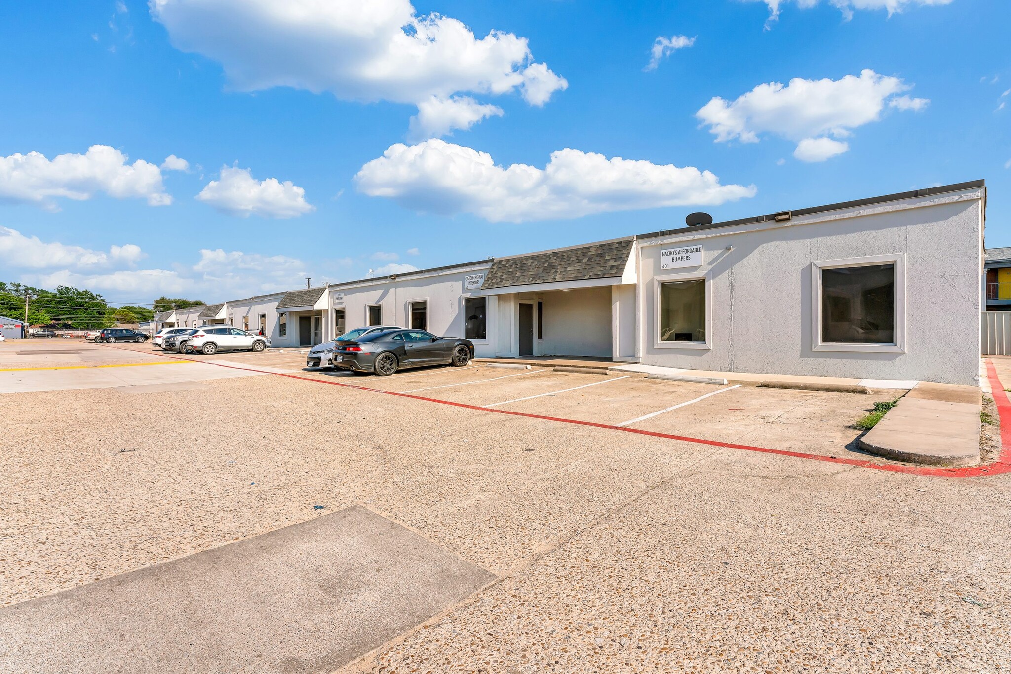 10911 Dennis Rd, Dallas, TX for Rent