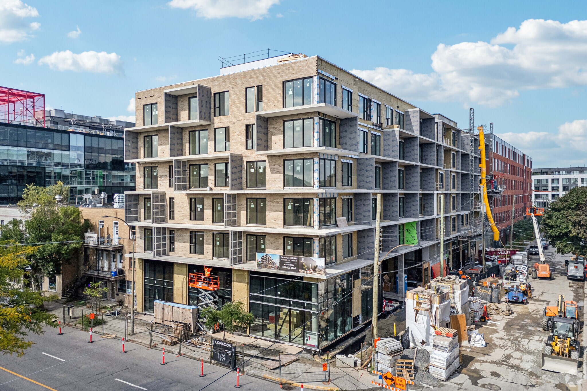 7248 Saint-Urbain, Montréal, QC for Rent