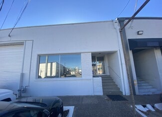 Dallas, TX Flex - 1327 E Levee St