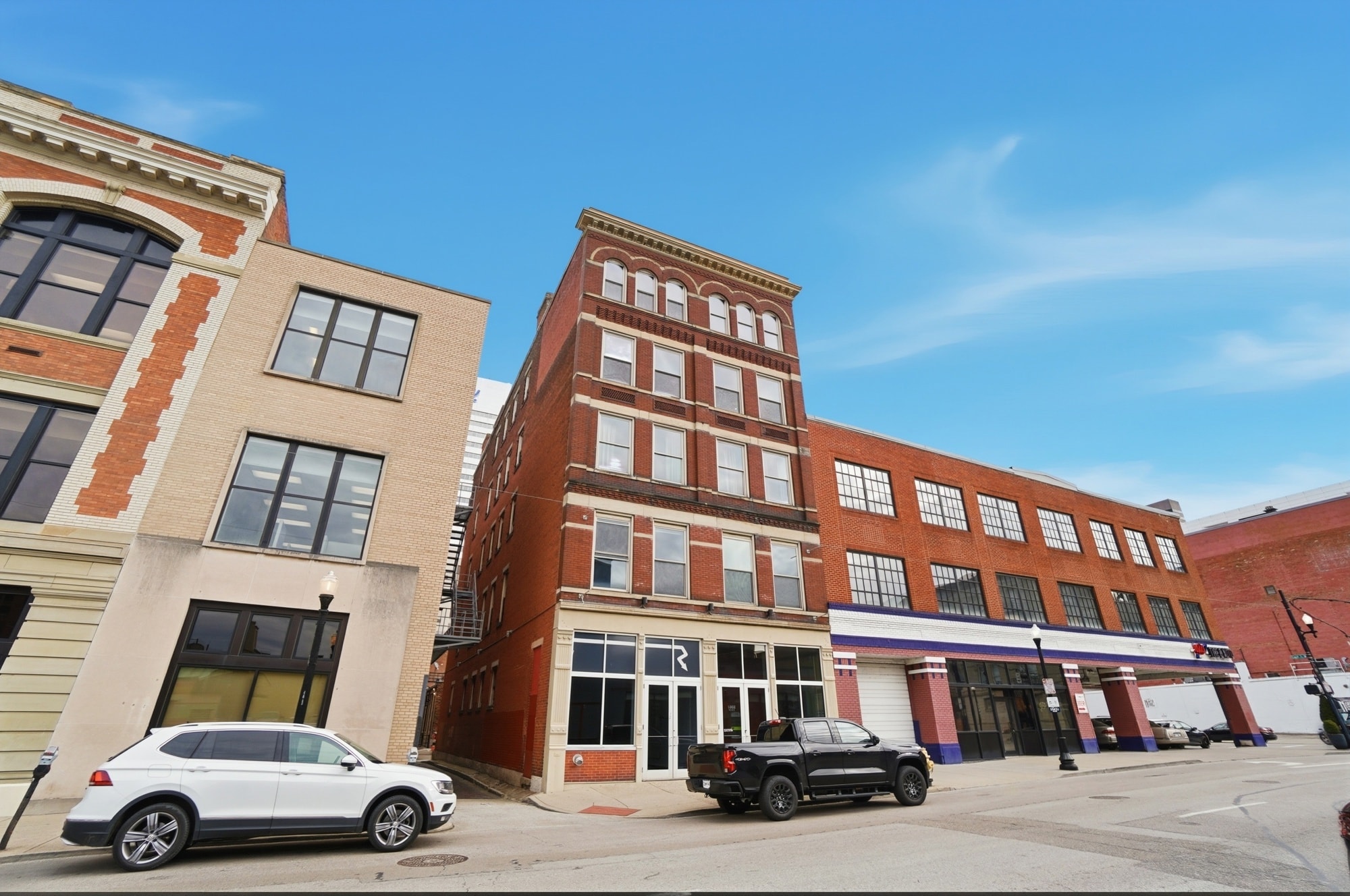 1008 Race St, Cincinnati, OH for Rent