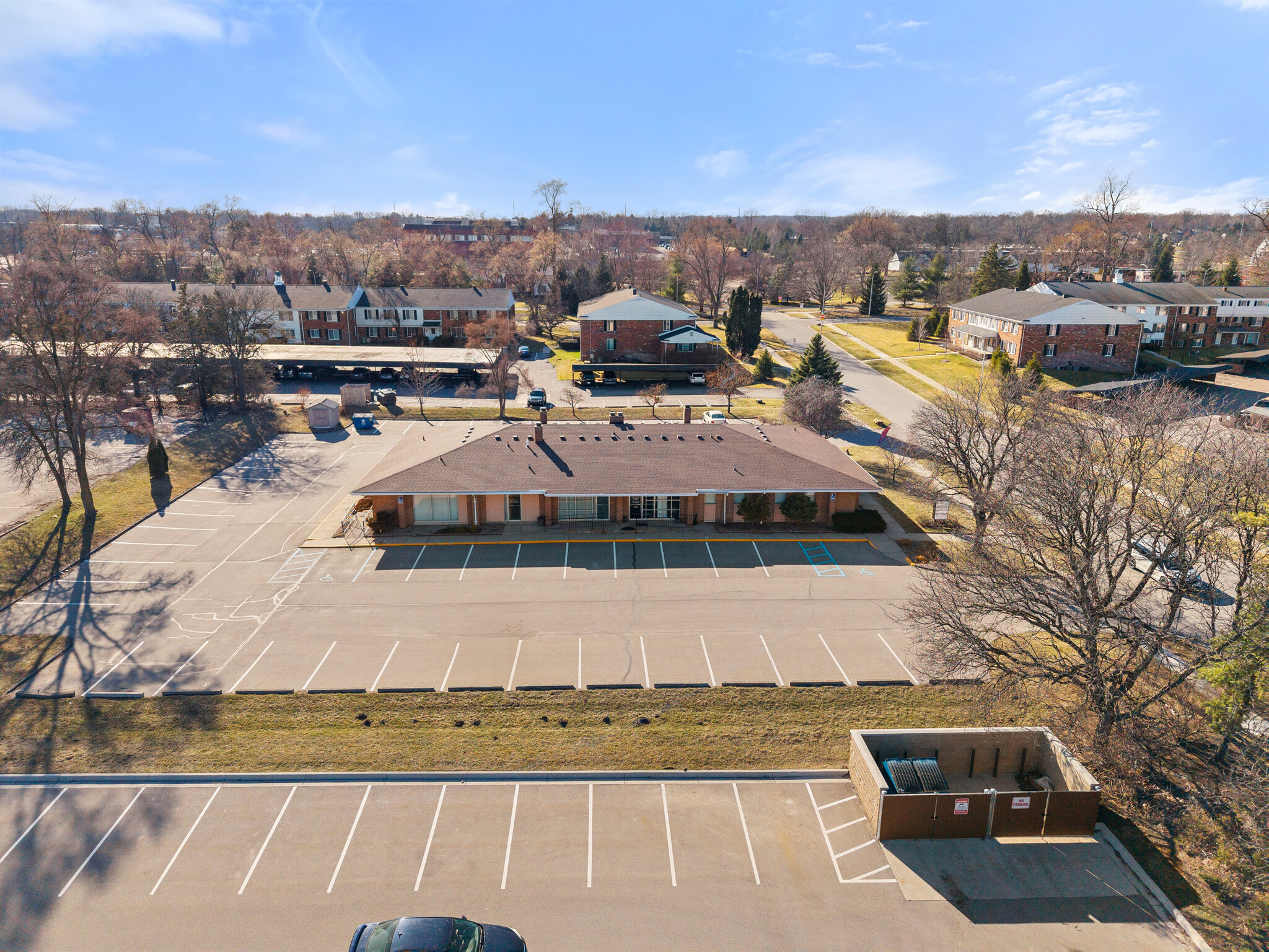 961-971 Oakwood Dr, Rochester, MI for Rent