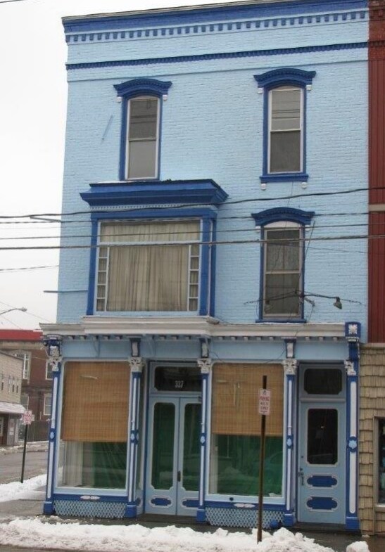 337 Broad St Waverly, NY 14892 Retail Property for Lease on