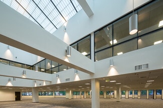 Burbank, CA Office, Flex - 3000 W Alameda Ave