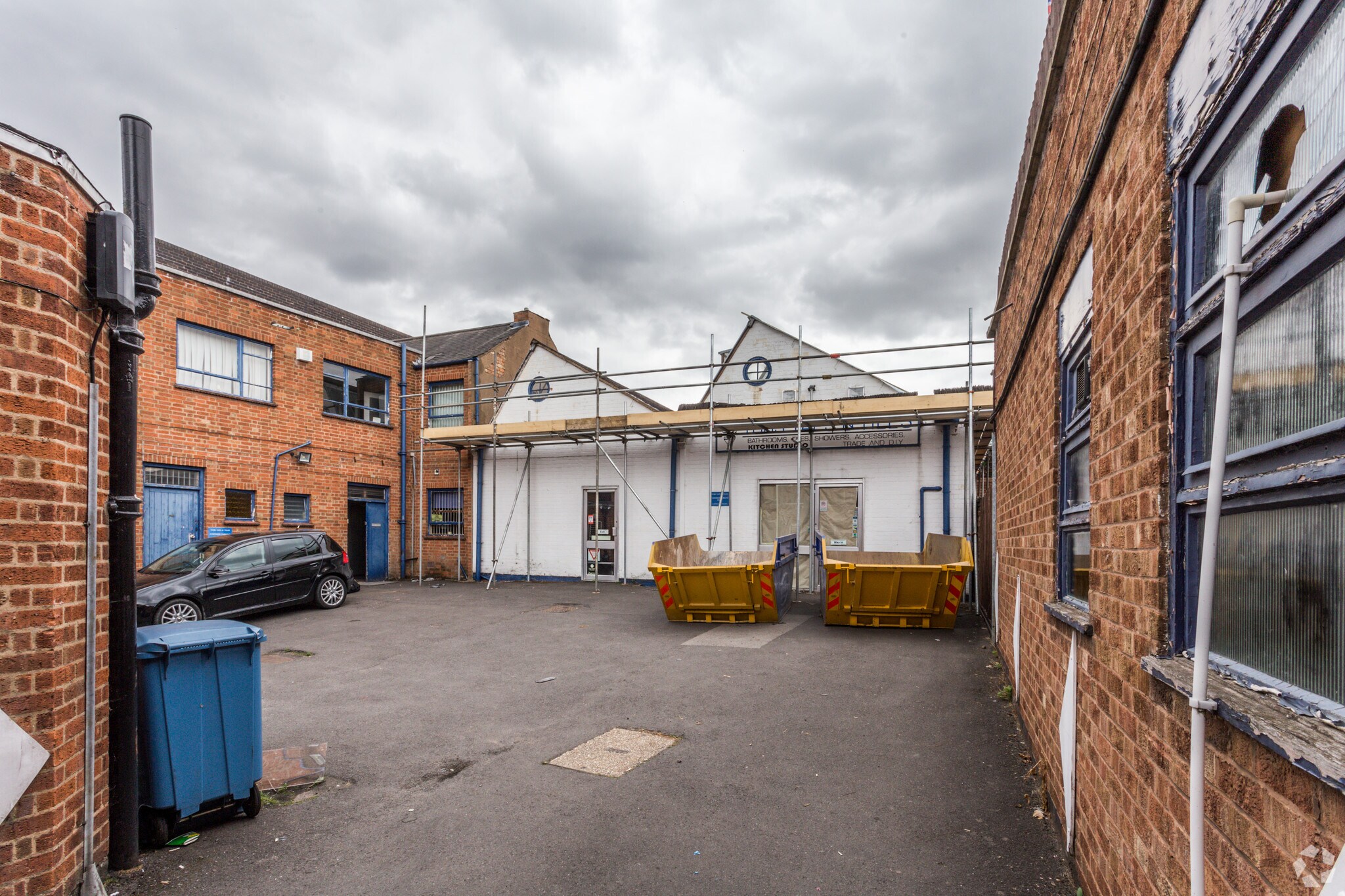 9-13 Bell St, Wigston, LEC for Rent