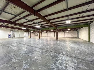 Huntsville, AL Office/Retail - 4701 Commercial Dr NW