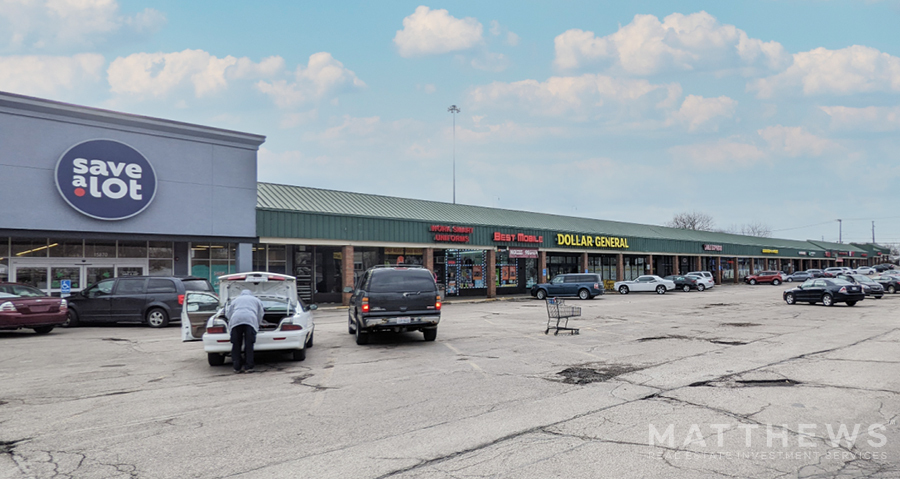 15700-15880 Broadway Ave, Maple Heights, OH for Rent