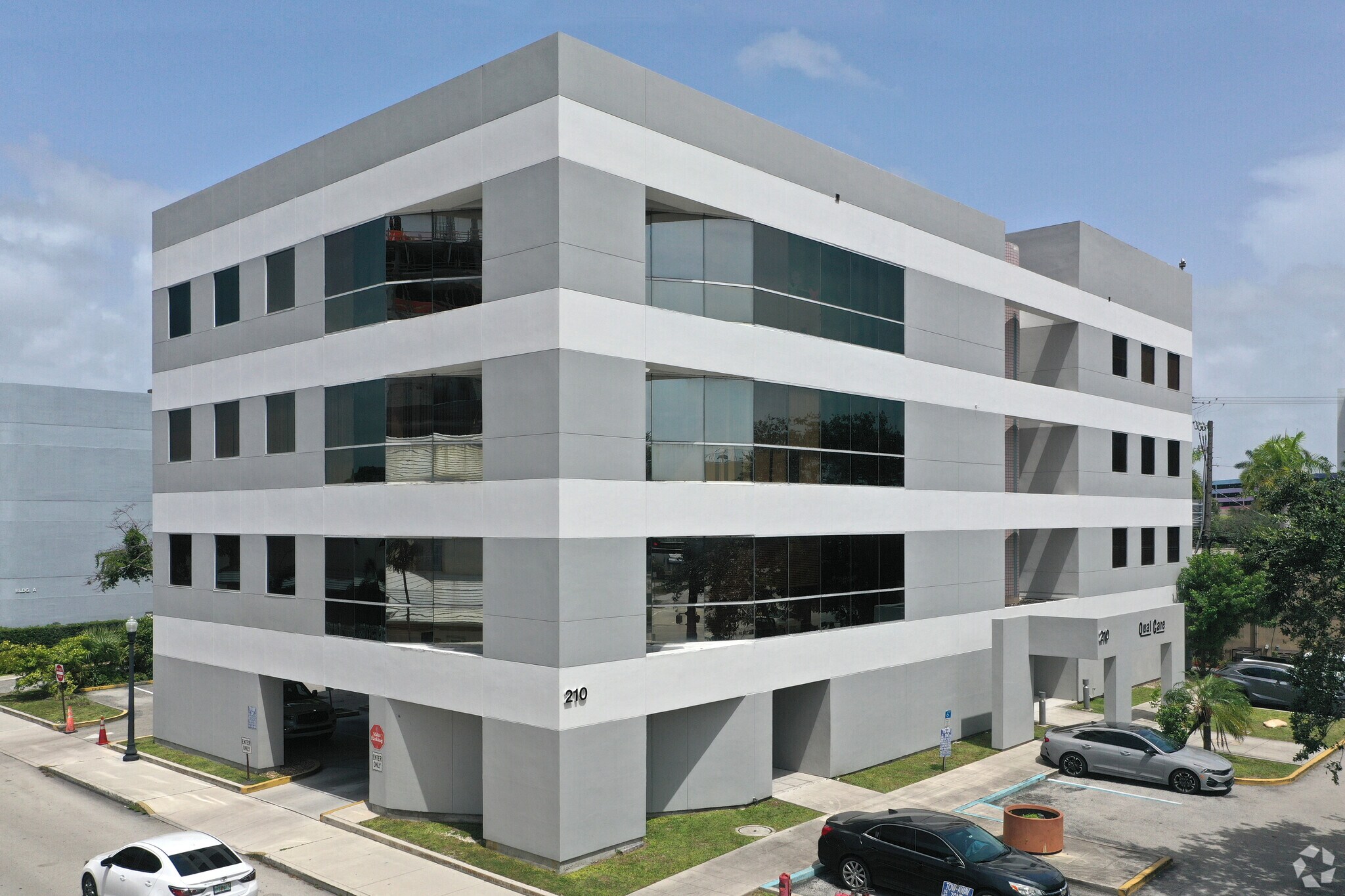 210 S Federal Hwy, Hollywood, FL for Rent