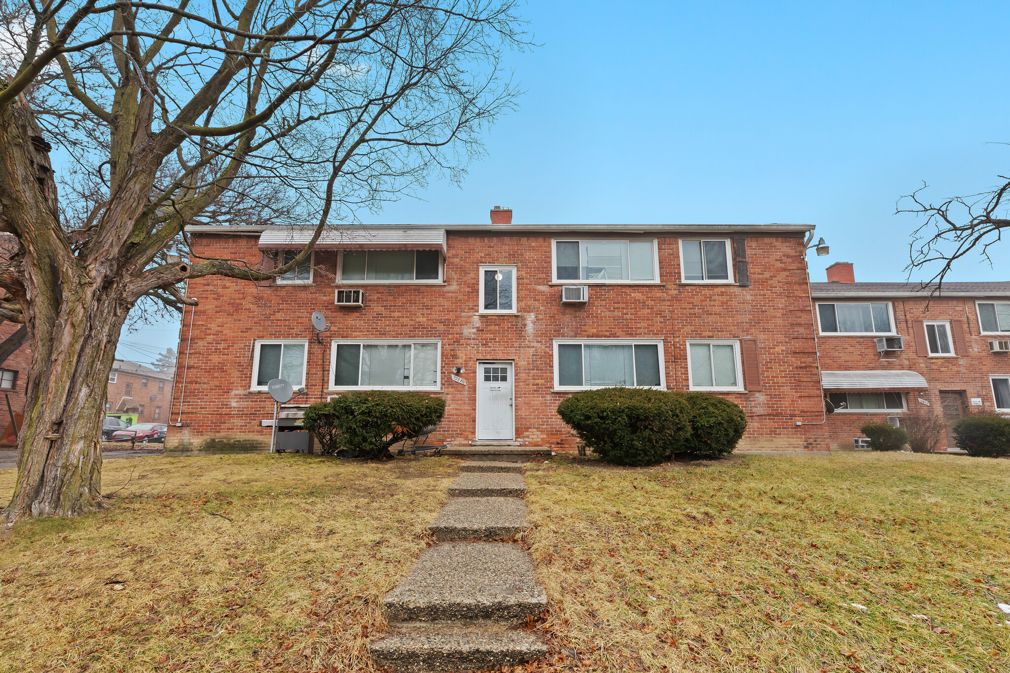 12880 Dolphin St, Detroit, MI for Sale