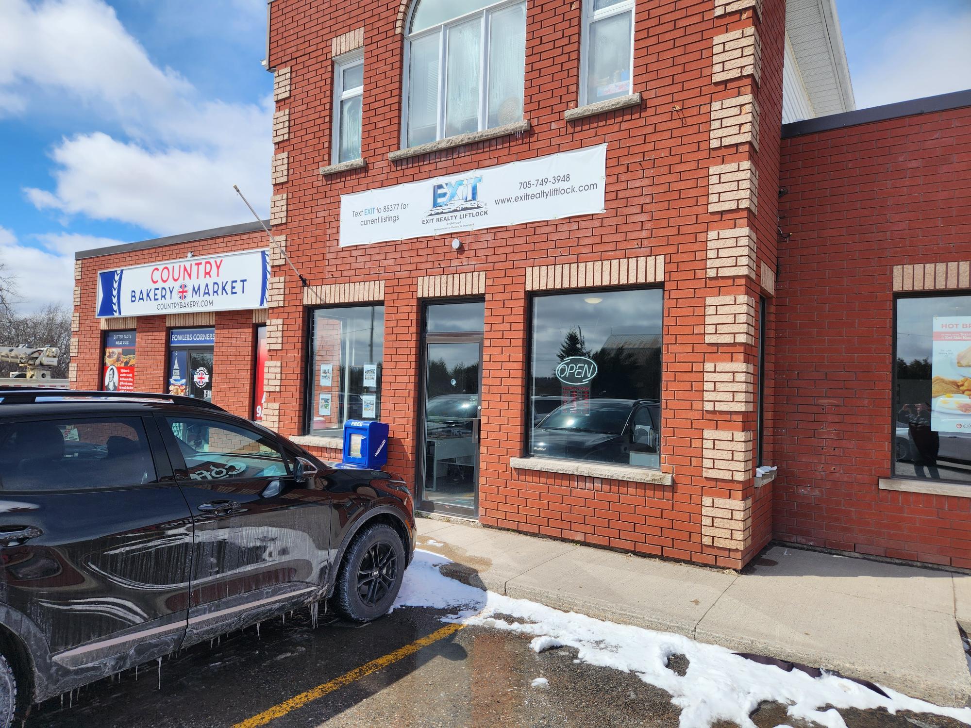 566 Frank Hill Rd, Peterborough, ON for Rent