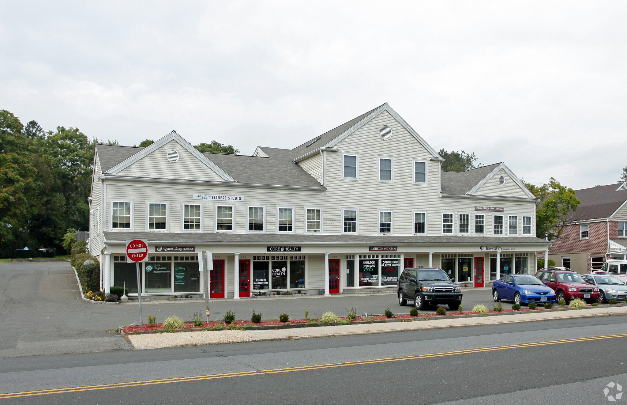 555 Boston Post Rd Darien, CT 06820 Retail Property for Lease on