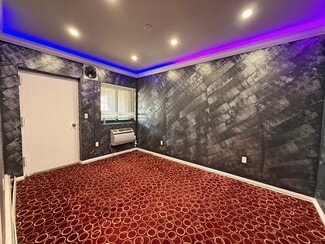 Woodside, NY Office/Medical - 4004 73rd St Woodside, NY Office/Medical - 4004 73rd St