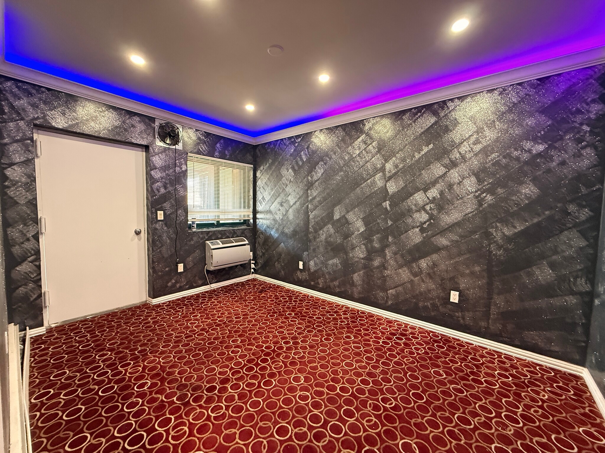 4004 73rd St, Woodside, NY for Rent