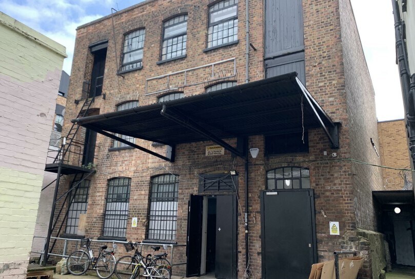1C Darnley Road, London, LND for Sale