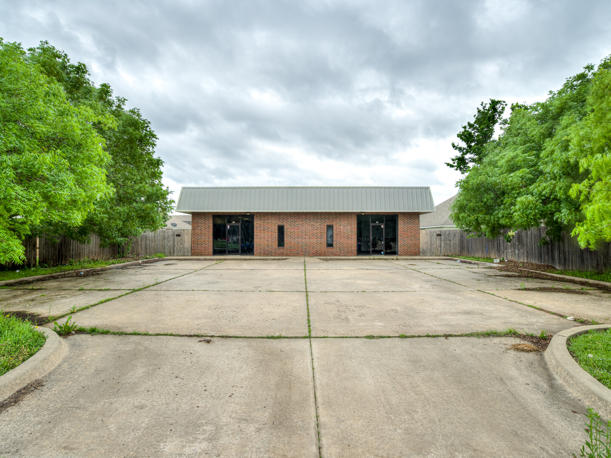 1308 Commerce Dr, Norman, OK for Sale