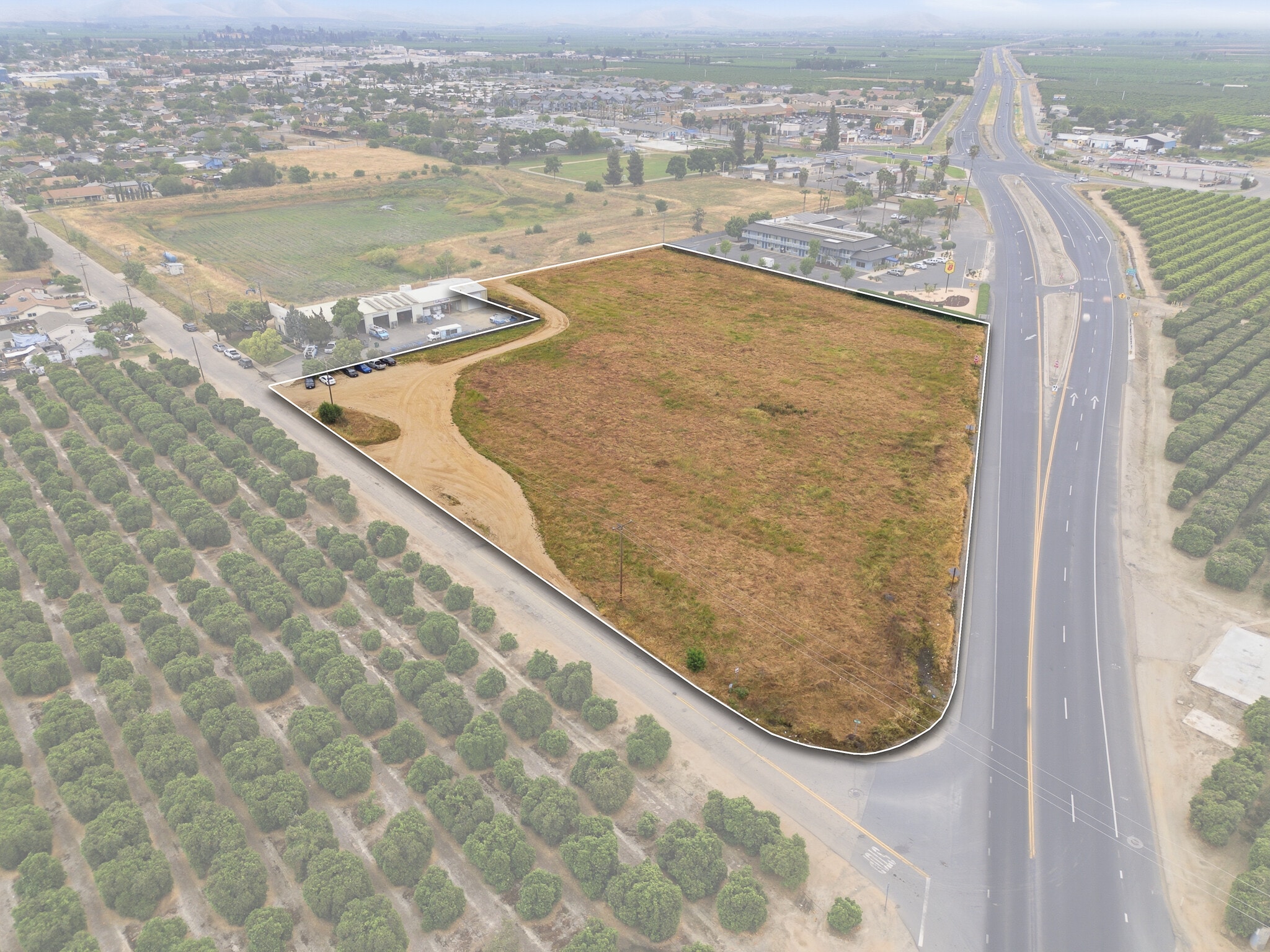 N Highway 65 @ W. Mariposa St, Lindsay, CA for Sale