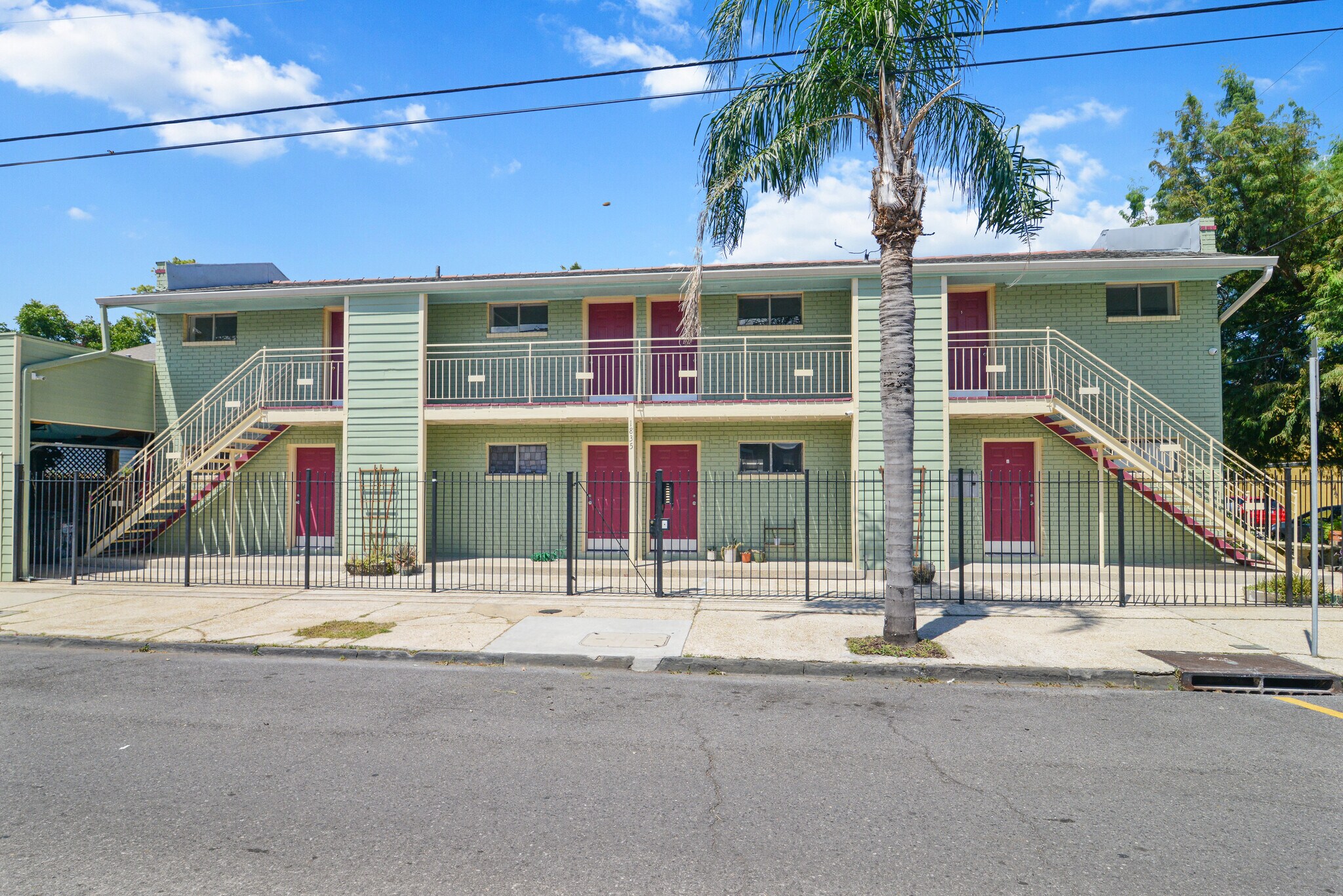 1835 Burgundy St, New Orleans, LA for Sale