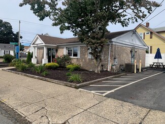 Pawtucket, RI Medical - 1155 Newport Ave